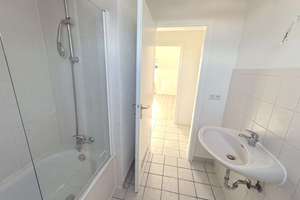 Frisch Renovierte Wohnung mit EBK – Eichondorfstr. 1, 38110 Wenden-Thune-Harxbüttel, Braunschweig – Vorschaubild 7