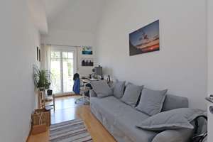 Tolle 4-Zimmer-Maisonettewohnung mit ruhiger Loggia und zwei Bädern – Die vollständige Adresse der Immobilie erhältst du vom Anbieter., 81739 Waldperlach, München – Vorschaubild 9