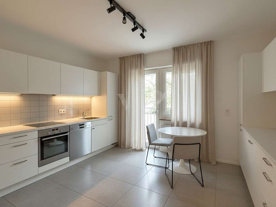 Wohnbeispiel: Küche mit Zugang