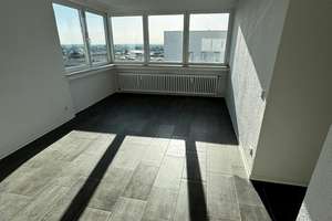 Neu sanierte, helle Wohnung in City-Lage (WE13)
