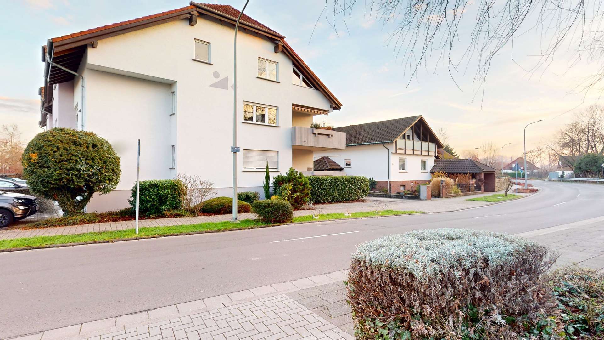 Offene Maisonettewohnung mit Galerie | ca. 130 m² | Süd-Ost Balkon | Garage + Stellplatz inkl., Rhein Pfalz Kreis – Bild 4