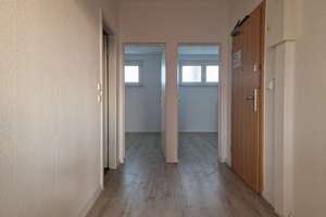 Familienfreundlich wohnen mit Mietrabatt und Stellplatzmöglichkeit ! – Richard-Paulick-Straße 5, 6124 Südliche Neustadt, Halle (Saale) – Vorschaubild 5