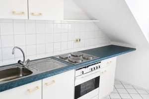 Top 2 Zi-DG Wohnung mit sep. Küche in M-Ludwigsvorstadt-Isarvorstadt – Schwanthaler Str. 83, 80336 Sankt Paul, München – Vorschaubild 3