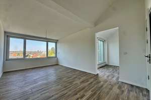 Erstbezug auf Neubauniveau - Dachgeschosswohnung mit traumhafter Dachterrasse – Die vollständige Adresse der Immobilie erhältst du vom Anbieter., 81549 Balanstraße-West, München – Vorschaubild 2