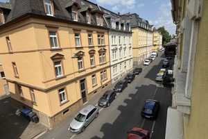 Renovierte & möblierte 1-Zimmer-Altbauwohnung mit Einbauküche  – Schiestlstraße 8, 97080 Würzburg – Vorschaubild 4
