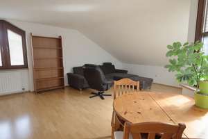 Charmante 2-Zimmer-Wohnung mit Potenzial: 2 Balkone & Garage – Seemühlenweg 9, 70599 Plieningen (Ortsteil), Stuttgart – Vorschaubild 5