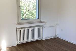 Gemütliche 3-Raum-Wohnung in absolut ruhiger Wohnlage, ab sofort! – Kunkelsberg 7, 45239 Fischlaken, Essen – Vorschaubild 3