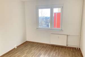 Große 3RW mit Balkon... – Gneisenauring 25, 39130 Neu Olvenstedt, Magdeburg – Vorschaubild 2