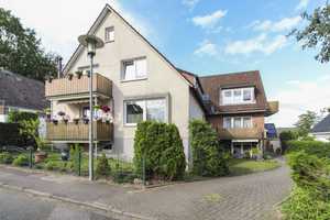 Attraktive Kapitalanlage: Voll vermietetes Mehrfamilienhaus mit 9 WE und 5 Garagen – Ostholstein (Kreis) – Vorschaubild 3