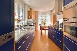 Freistehendes, modernes Familiendomizil mit ELW, Mehrgenerationenhaus – Storchenweg 8, 79211 Emmendingen (Kreis) – Vorschaubild 4