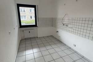 Erstbezug nach Sanierung, Erdgeschoss, 4 Räume, 2 Balkone, Gäste-WC und Bad neu, Parkett Eiche...... – 45239 Werden, Essen – Vorschaubild 14
