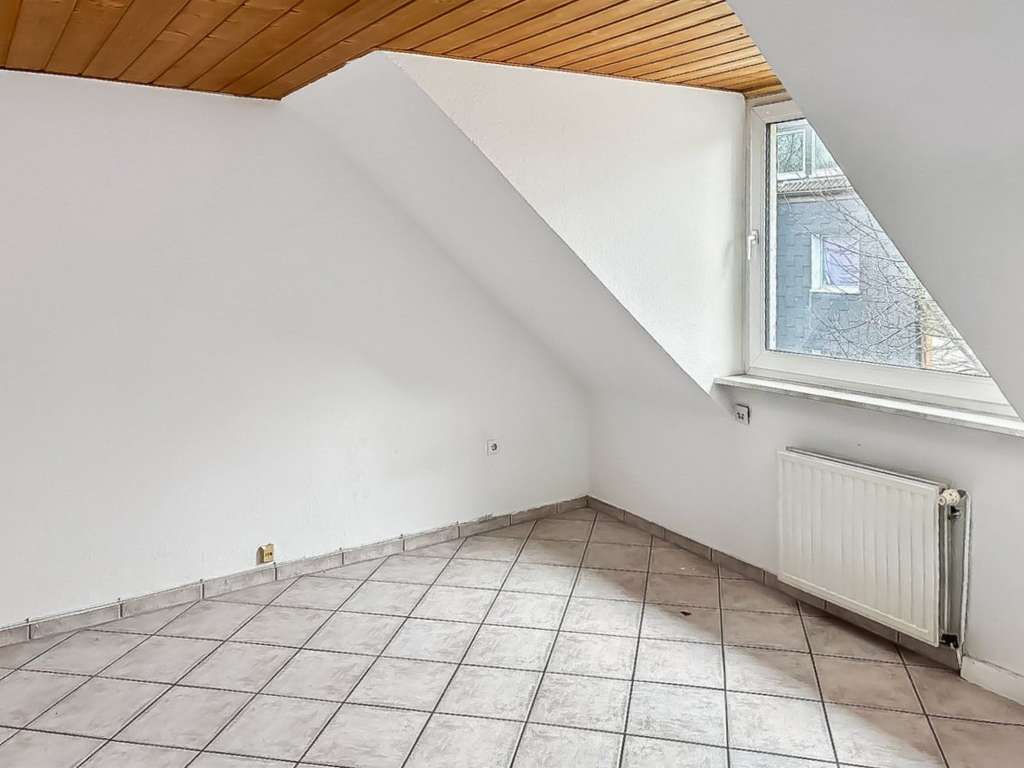 Immobilie in Hagen - Bezugsfreie 3-Zimmer-Dachgeschosswohnung mit ca. 85 m² Wohnfläche in Altenhagen - Bild 4