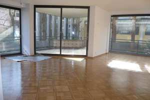 SANIERTE- IDYLLISCHE RUHIGE WOHNUNG MIT SCHWIMMBAD – Margaretenstraße 9, 40235 Grafenberg, Düsseldorf – Vorschaubild 2