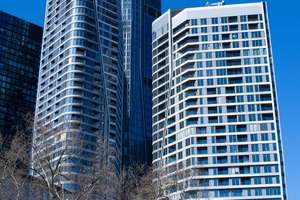 Tower life - Mainblick - 3-Zimmer-Wohnung im FOUR Frankfurt – Die vollständige Adresse der Immobilie erhältst du vom Anbieter., 60311 Innenstadt, Frankfurt am Main – Vorschaubild 20