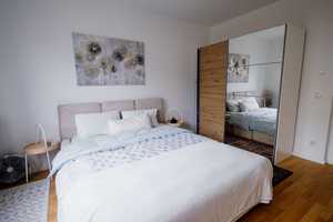 MODERNES TOWNHOUSE AUF 3 ETAGEN MIT 4 ZIMMERN, 2 BÄDERN & STYLISCHER WOHNKÜCHE – Konrad-Wolf-Straße 90a, 13055 Berlin – Vorschaubild 18