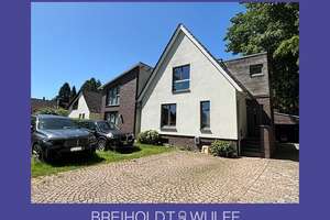 Stilvolles Einfamilienhaus mit Einliegerwohnung, Solaranlage und hochwertiger Ausstattung