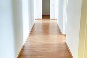 SUMMERDEAL!!! Großzügig geschnitten mit Balkon und Tageslichtbad – 39108 Stadtfeld Ost, Magdeburg – Vorschaubild 2