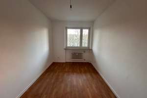 Moderne 4-Zimmer-Wohnung mit Balkon in Nürnberg – Herzogstandstraße 38, 90471 Langwasser Nordwest, Nürnberg – Vorschaubild 2