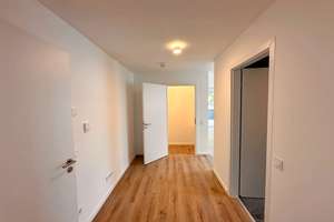 Sichere Kapitalanlage: Vermietete 2,5-Zimmer-EG-Wohnung mit Terrasse, Einbauküche & KfW 40 – Die vollständige Adresse der Immobilie erhältst du vom Anbieter., 78112 Sankt Georgen im Schwarzwald – Vorschaubild 7