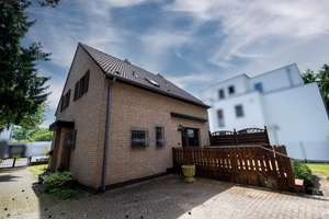 NIESEN IMMOBILIEN - Freistehendes Einfamilienhaus mit Modernisierungsbedarf – Die vollständige Adresse der Immobilie erhältst du vom Anbieter., 50999 Sürth, Köln – Vorschaubild 19