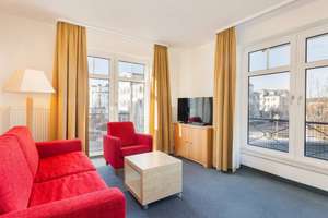 Ferienwohnung mit Einbauküche, Aufzug, Parkplatz in Sellin - Bahnhofsnah & Spazierdistanz zum Strand