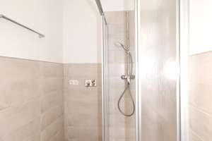 Gemütliche, komplett neu renovierte 2-Zi.-Wohnung in einem Altbau, Nähe S-7 Mittersendling – Die vollständige Adresse der Immobilie erhältst du vom Anbieter., 81369 Untersendling, München – Vorschaubild 9