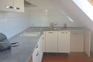 chamante neu renovierte Dachgeschosswohnung mit Balkon und Gartenmitnutzung – Finkenstraße 30, 33609 Mitte, Bielefeld – Vorschaubild 5