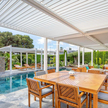 Exklusive Villa mit 40 Metern Anlegeplatz an einem breiten Kanal an der Costa Brava