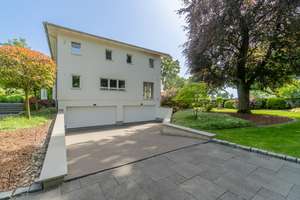 Nur 20 Minuten zur KÖ - Stilvolle Villa mit Rheinblick und prachtvoller Gartenanlage in D-Urdenbach – Die vollständige Adresse der Immobilie erhältst du vom Anbieter., 40489 Kaiserswerth, Düsseldorf – Vorschaubild 13