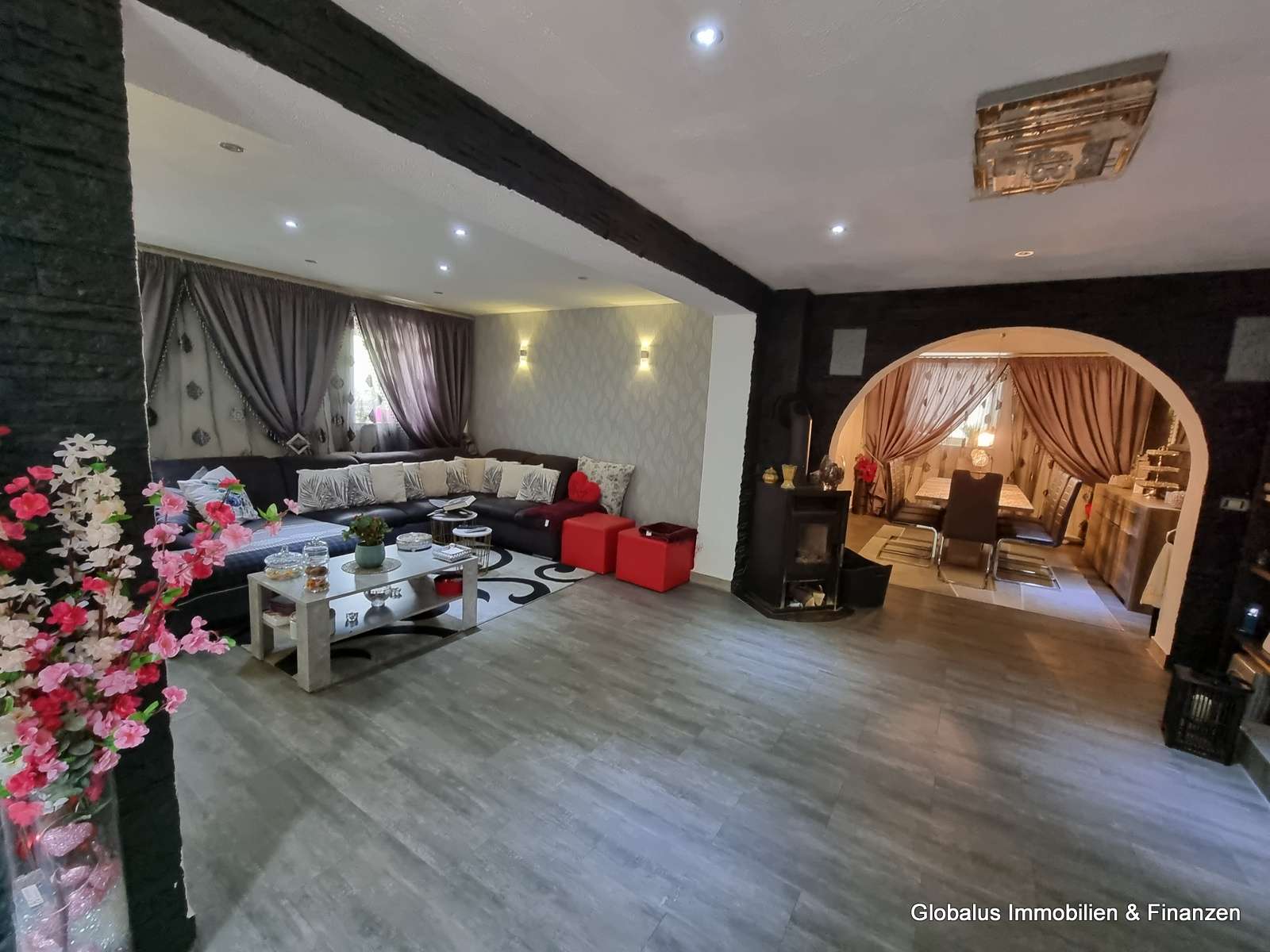 Immobilie in Lengenfeld - *Schönes Einfamilienhaus (Mehrgenerationenhaus) mit viel Platz* - Bild 12