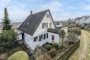 Wohnen mit Panoramablick: Solides Einfamilienhaus mit Erweiterungspotenzial – Die vollständige Adresse der Immobilie erhältst du vom Anbieter., 70619 Heumaden, Stuttgart – Vorschaubild 21