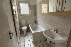 RESERVIERT ! Helle 2 Zimmer KDB Wohnung im Südostviertel – Die vollständige Adresse der Immobilie erhältst du vom Anbieter., 45139 Südostviertel, Essen – Vorschaubild 4