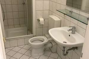 Freundliche 2-Zimmer-Dachgeschosswohnung mit Küche – Brunnenstr 72, 41069 Dahl, Mönchengladbach – Vorschaubild 2