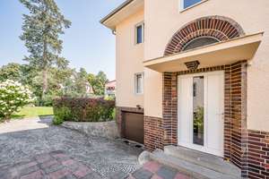 Gepflegte Altbauvilla in begehrter Wohnlage – teilvermietet