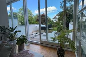 Schöne Ergeschosswohnung mit Garten