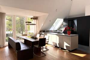 Lichturchflutetes Penthouse über 2 Ebenen   I   Privatlift  I  Dachterrasse I  Harlaching – Harlaching Menterschweige, 81545 Harlaching, München – Vorschaubild 6