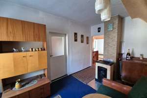 Trauen Sie sich! Freistehendes Einfamilienhaus mit Einfahrt, Garage und schönem Garten zu verkaufen. – Ritterstraße 3, 99718 Greußen – Vorschaubild 3