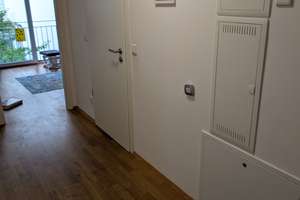 Helle 4 Zimmer Helle 4 Zimmer  Wohnung - Loggia mit Ausblick über ruhigen grünen Innenhof – Watzmannstraße 4, 81541 Obergiesing, München – Vorschaubild 8