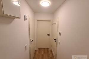 WG-Zimmer mit Küchenzeile in 2-Zimmer-Wohnung – Die vollständige Adresse der Immobilie erhältst du vom Anbieter., 51105 Humboldt/Gremberg, Köln – Vorschaubild 3