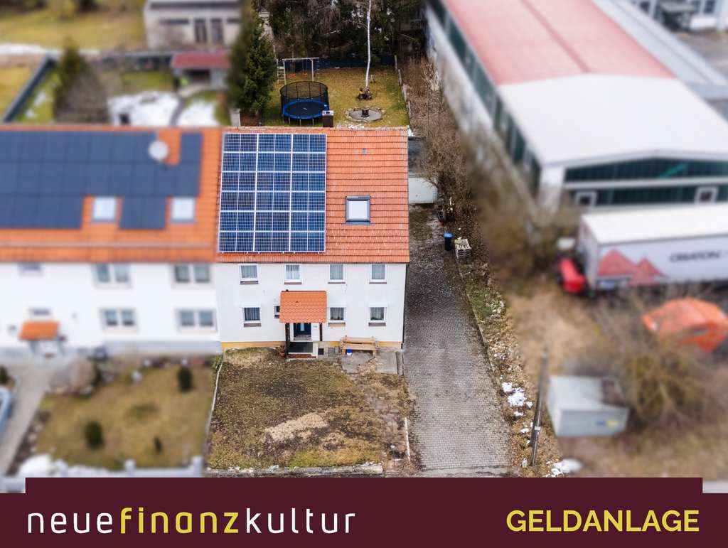 Immobilie in Münsingen - Traumhafte, sanierte Doppelhaushälfte mit großem Grundstück in Münsingen - Bild 2