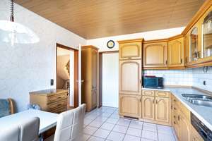 Bielefeld-Oldentrup: gepfl. RMH mit ca. 153  m² - viele Zimmer, viel Platz & Potenzial – mit Garage – 33719 Heepen, Bielefeld – Vorschaubild 7