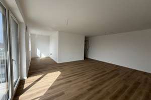 ab sofort verfügbar, 3 Zimmer mit WBS 160 / WBS 180 – Anne-Frank-Straße 4, 12524 Altglienicke, Berlin – Vorschaubild 4