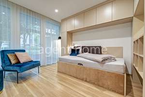MÖBLIERT - BESTE LAGE - Modernes Business Apartment mit Balkon