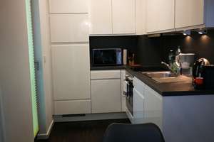 Exklusive, 3-Zimmer-Wohnung mit moderner Einbauküche     im Europaviertel zu vermieten – 60486 Gallus, Frankfurt am Main – Vorschaubild 8