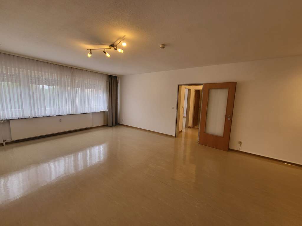 Wohnung in bester Innenstadtlage m. Aufzug u. Tiefgaragenstellplatz