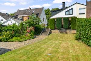 Bremen - Habenhausen | Schöne Doppelhaushälfte mit Kaminofen, großem Garten, Doppelcarport und Pool  – Die vollständige Adresse der Immobilie erhältst du vom Anbieter., 28277 Kattenturm, Bremen – Vorschaubild 32