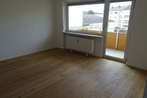 Zentrale 2-Zimmer-Wohnung Laimer Platz, ruhig, Balkon, Durchgangszimmer,  Garage – Fürstenrieder Str. 74, 80686 St. Ulrich, München – Vorschaubild 4