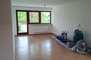 Sonnige 2-Zimmer Wohnung mit großem Süd-Balkon in München Altperlach