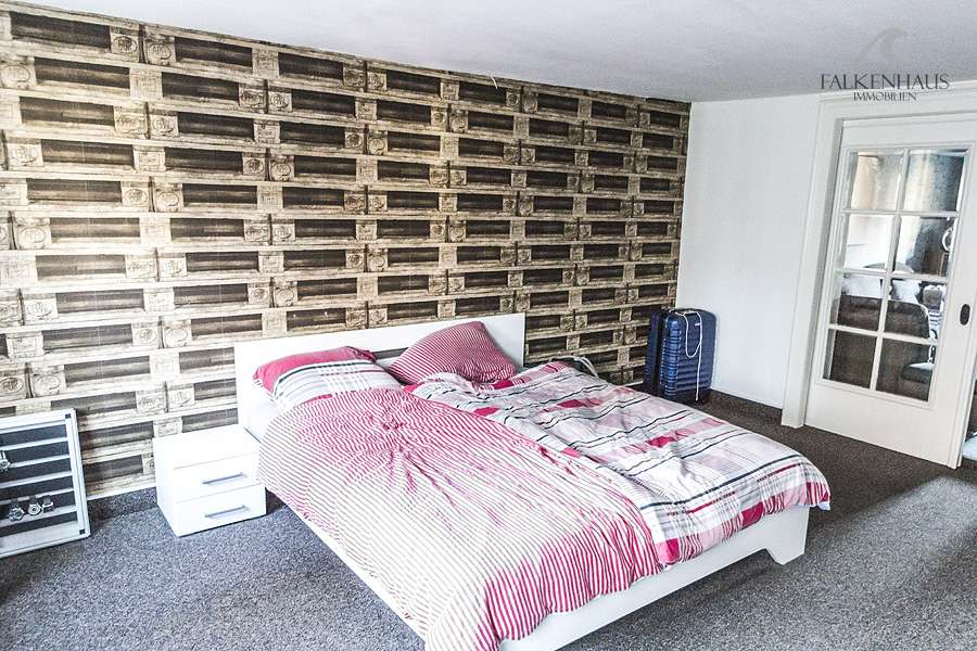 Immobilie in Remscheid - Wovon Großfamilien träumen 
Einfamilienhaus mit Garten, 2 Terrassen und mitten im Zentrum - Bild 4