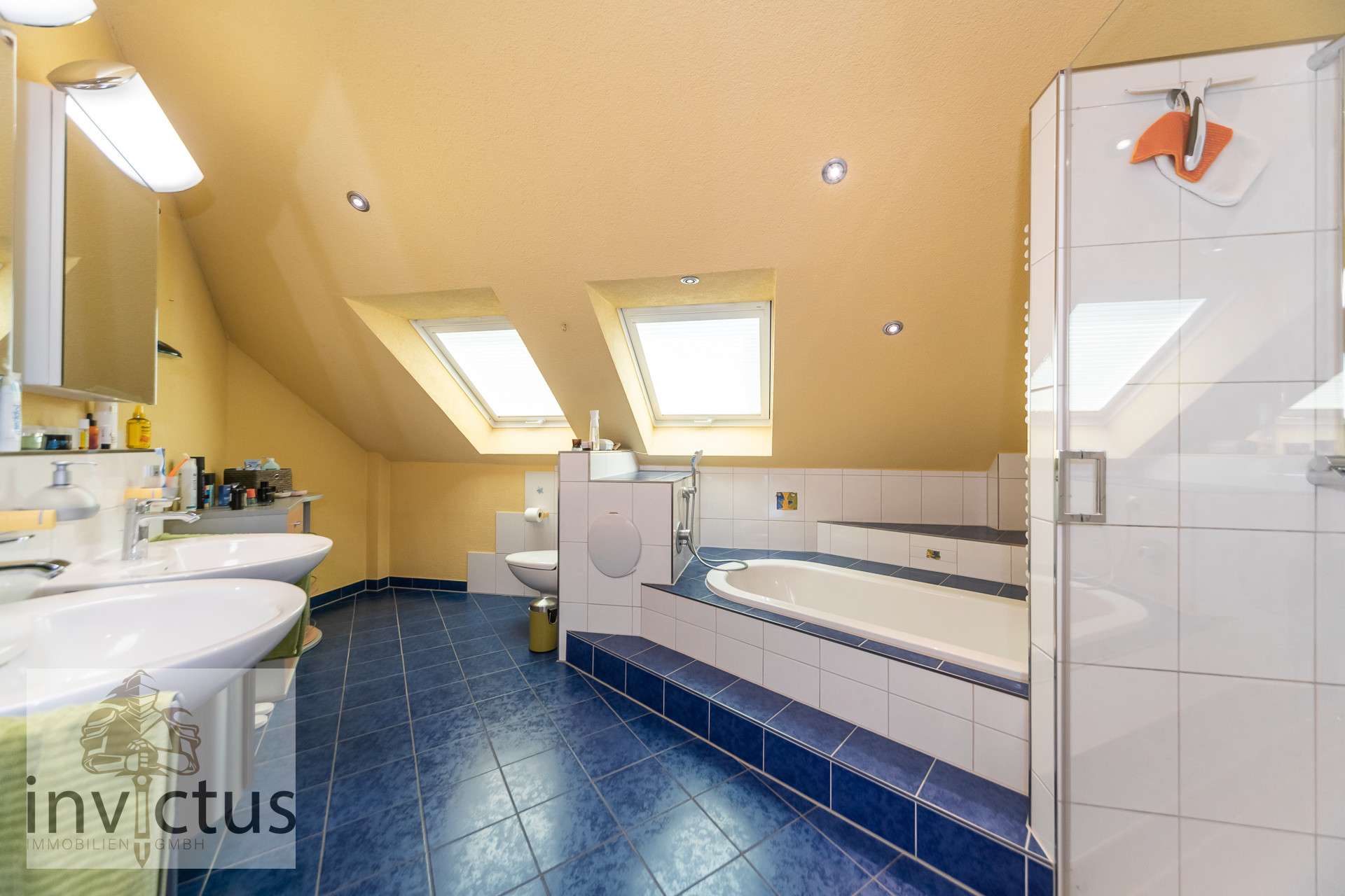 Immobilie in Langenbrettach - Ein Haus, das inspiriert – tolle Architektur, perfekter Grundriss, mit Garage u. Garten - Gefühl pur - Bild 7